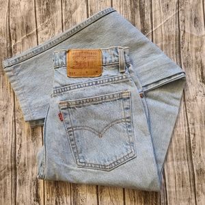 512 Levi's High Waisted Mom Wedgie Jeans